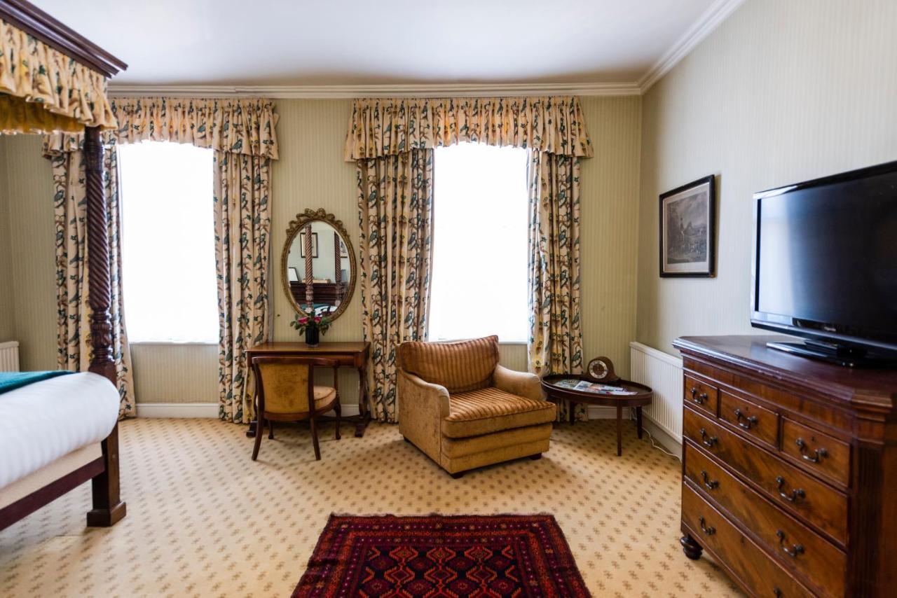 The George Hotel
